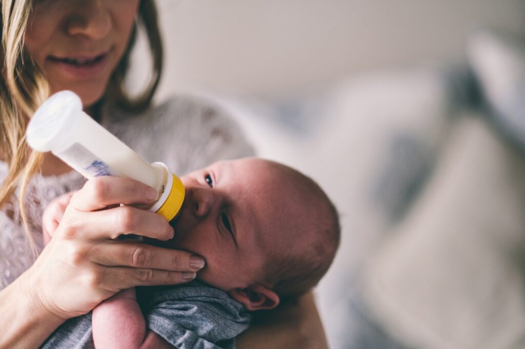 ミルク拒否　哺乳瓶拒否 胎児発育不全　早産